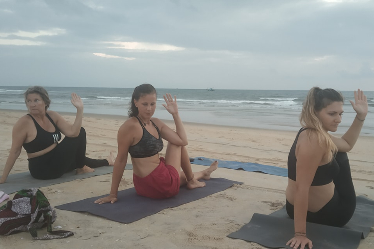 Top 15 Budget Yoga Retreats in Goa