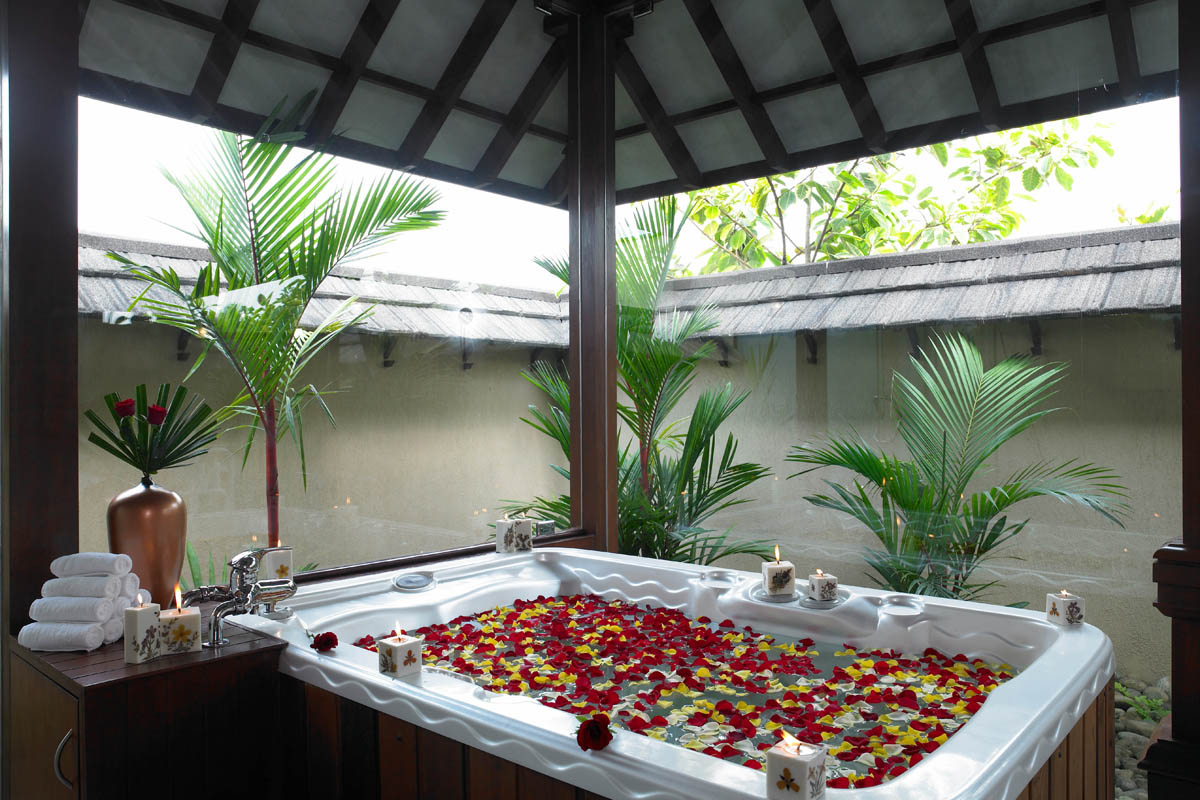 The Zuri Kumarakom Kerala Resort And Spa Kottayam