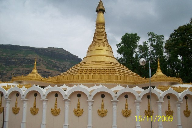 Dhamma Giri Vipassana Meditation Center 