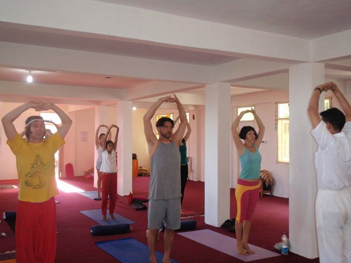 Sarvaguna Yoga Dhamma India