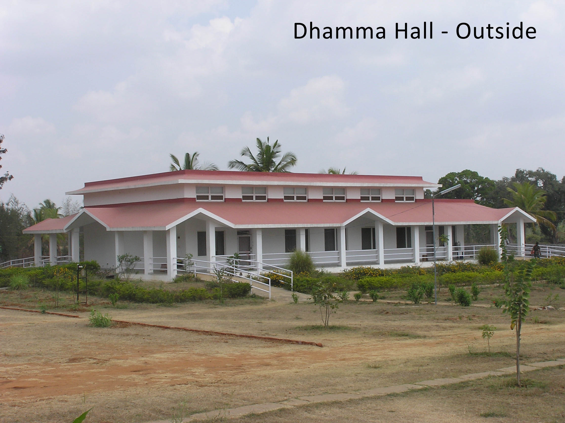 Dhamma Paphulla Vipassana Meditation Centre India