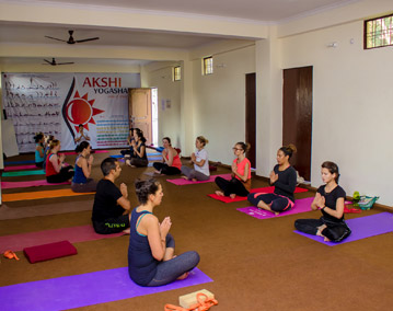 Akshi Yogashala - Yoga Teacher Training 