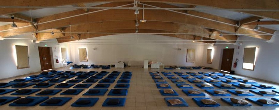 Dhamma Sumeru Vipassana Meditation Center Mont-Soleil