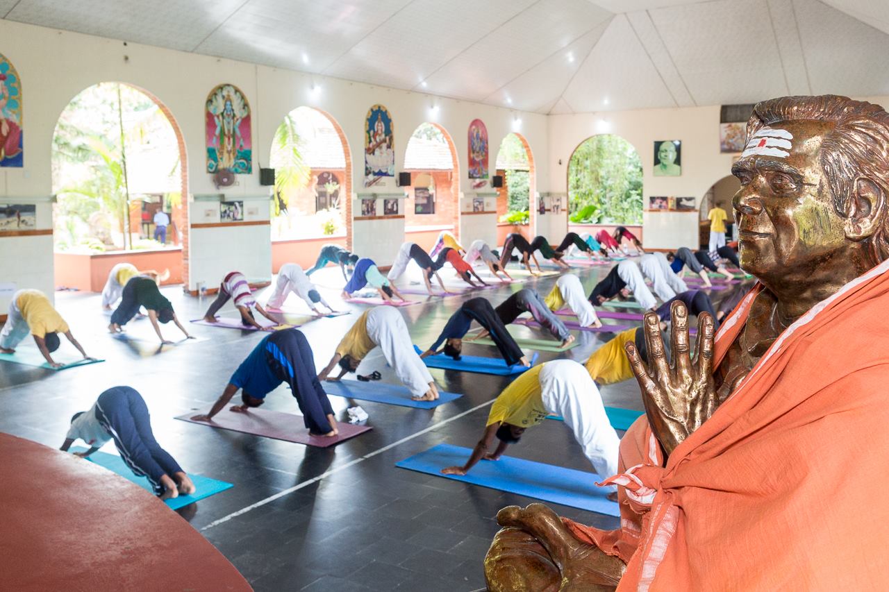 Sivananda Yoga Vedanta Ernakulam India