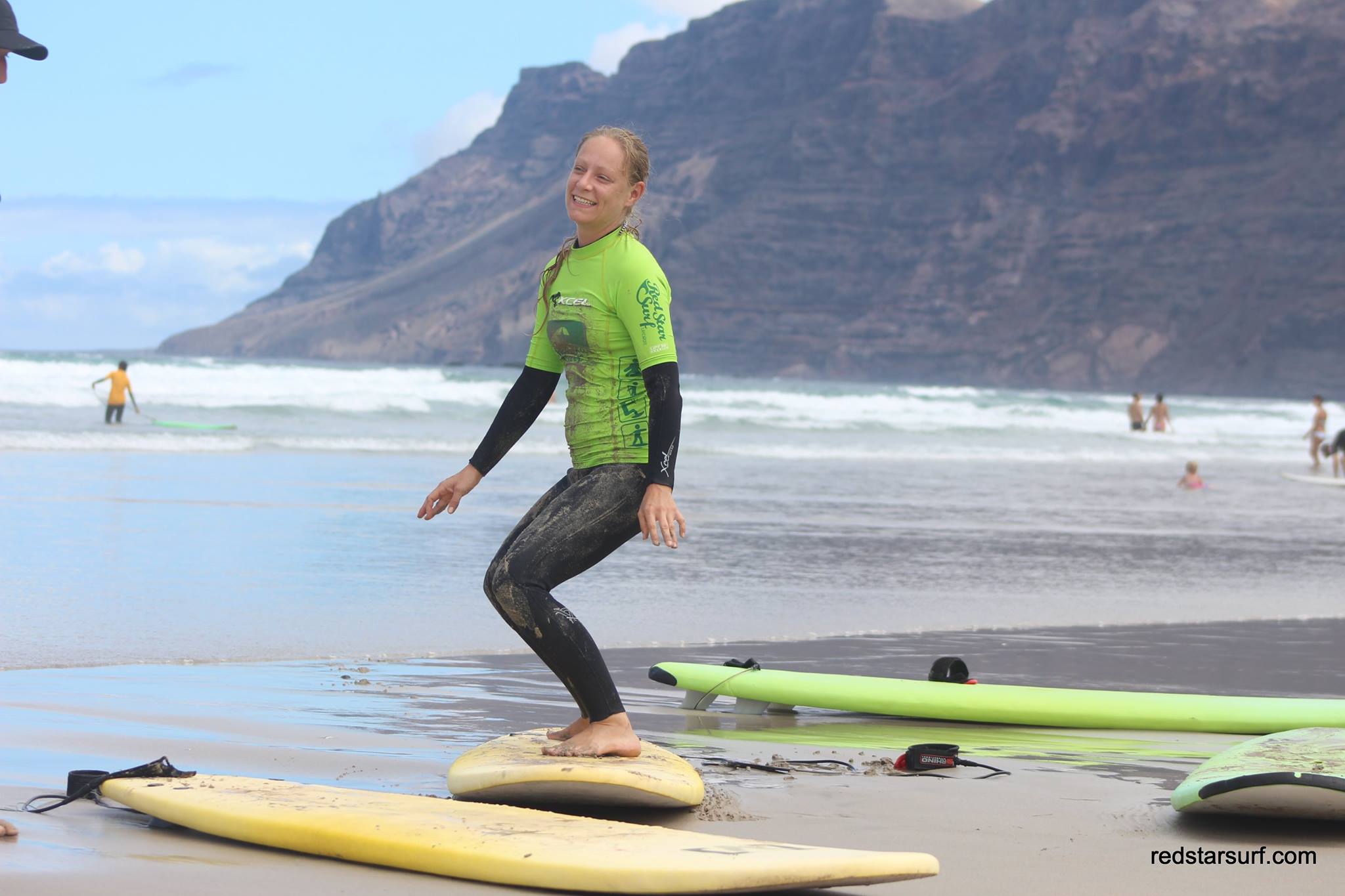 Red Star Surf And Yoga Camp 