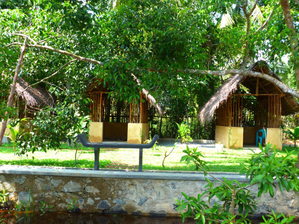 Madunandani Ayurveda Health Resort And Spa Kamdburugamuwa