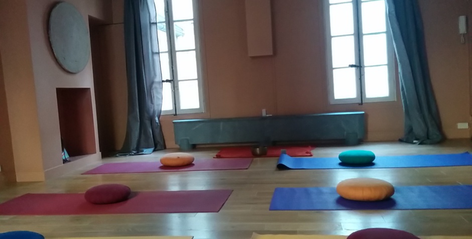 Holys Espace Yoga Studio 