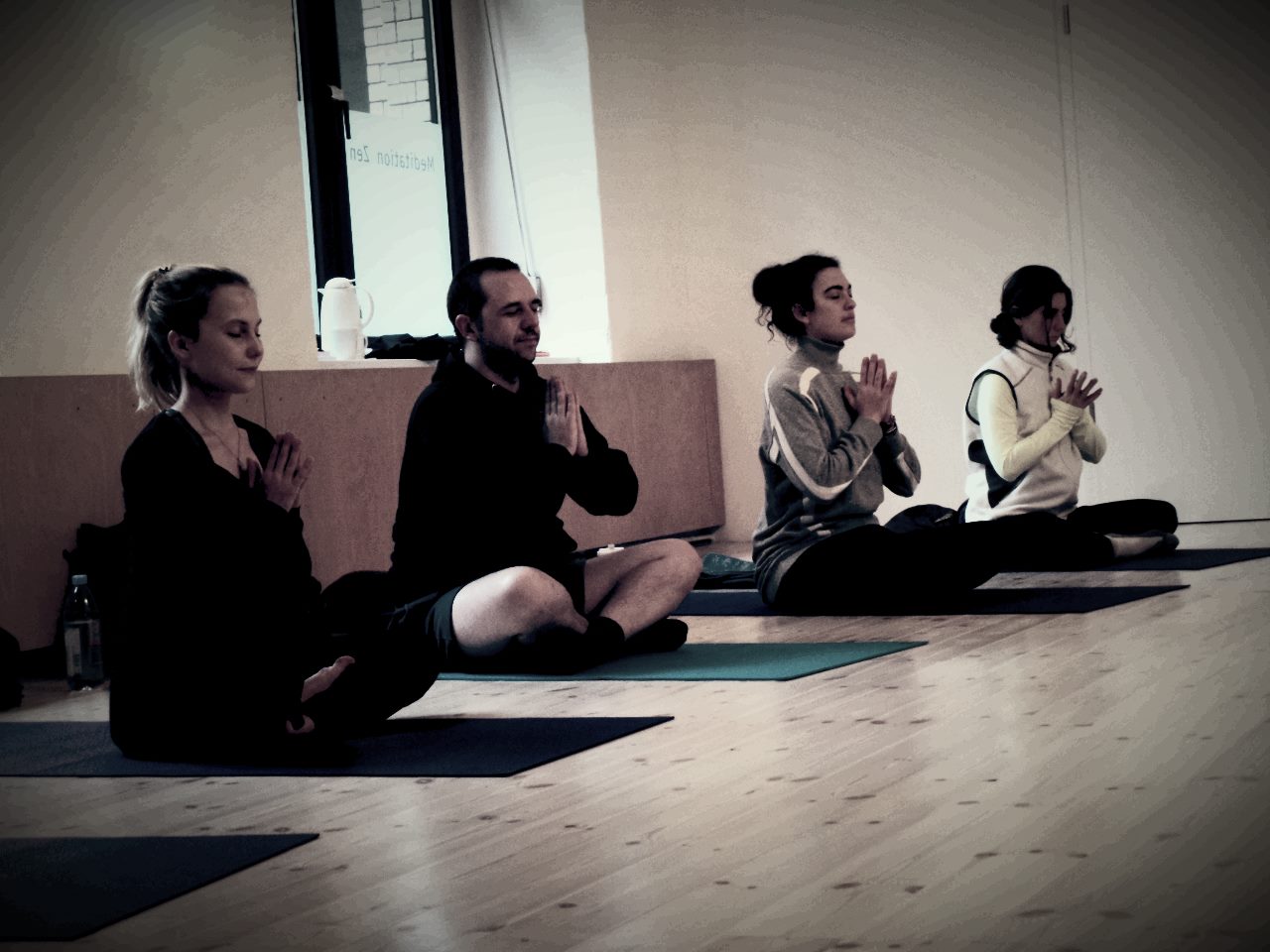 Zen Yoga By Dynamic Mindfulness