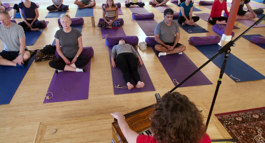 Australian School of Meditation and Yoga