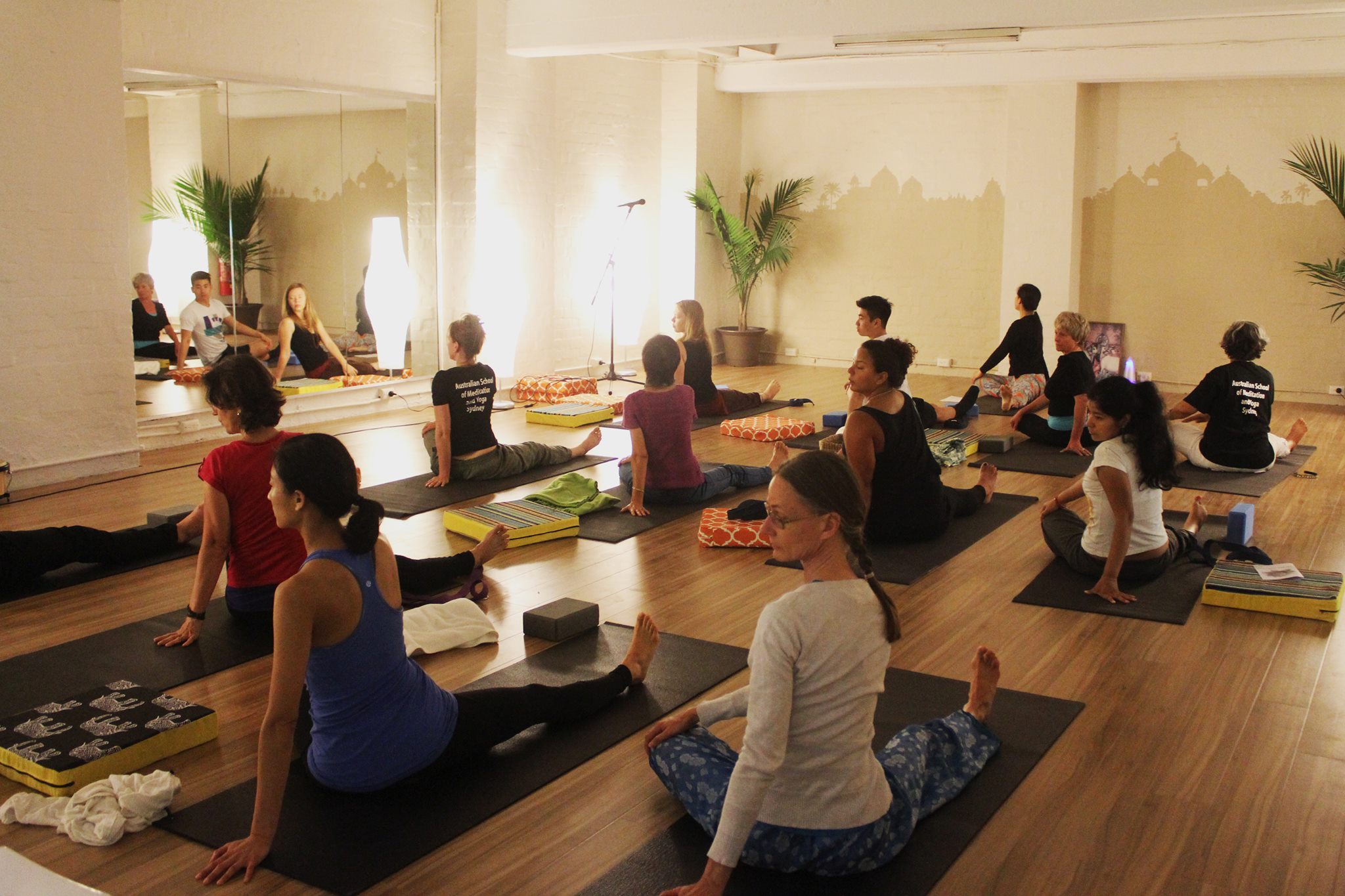 Australian School of Meditation &amp; Yoga - Sydney 