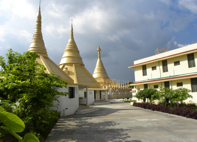 dhamma-kalyana-vipassana-meditation-centre-balancegurus