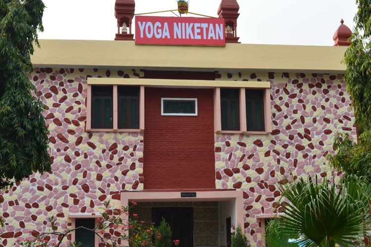 Atma Jyoti Yoga school Rishikesh