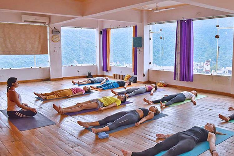 Indian Yoga Association 
