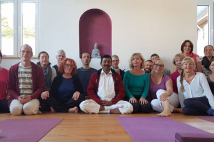 Ullas Kumar Progressive Yoga School 