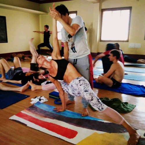 Vicky Tomsky Yoga India