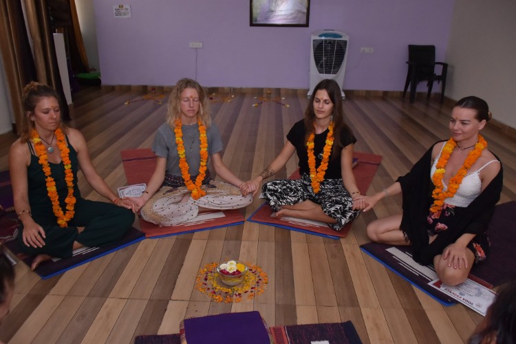 Yoga Essence Rishikesh 