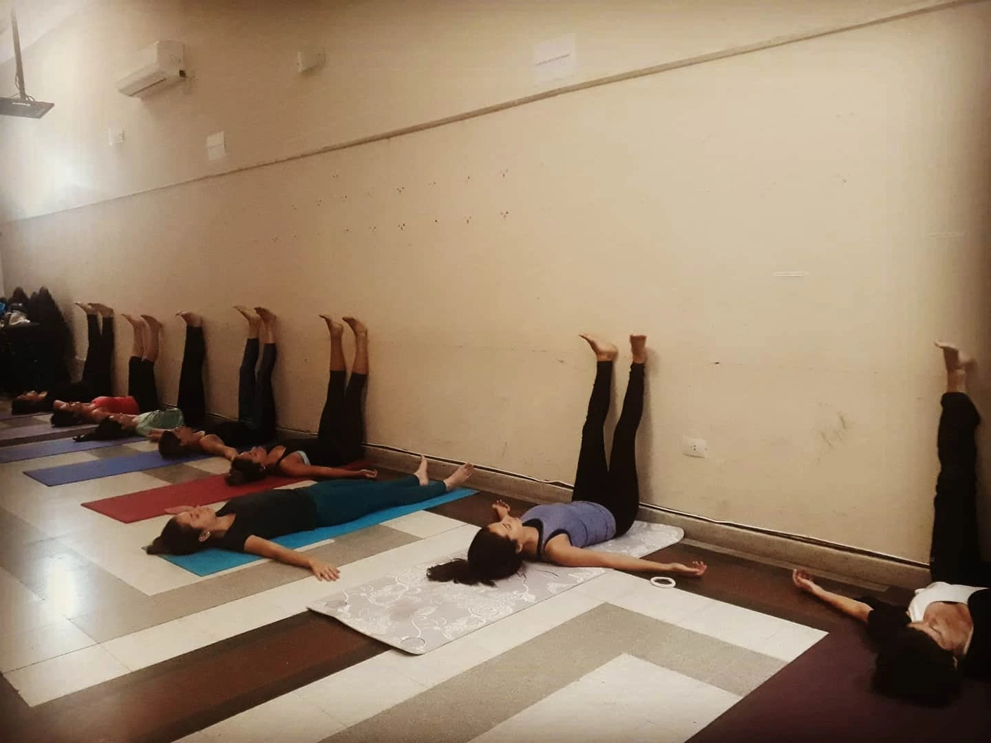 Espacio Interior Holístico Yoga Alineación Yoga Con Propósito Córdoba