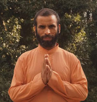 Yoga Guru Mahi