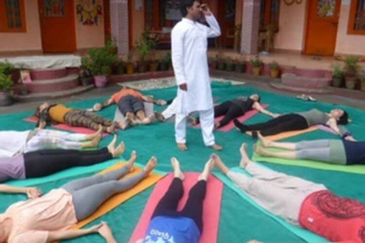 om yoga ashram (8)1616049424.jpg