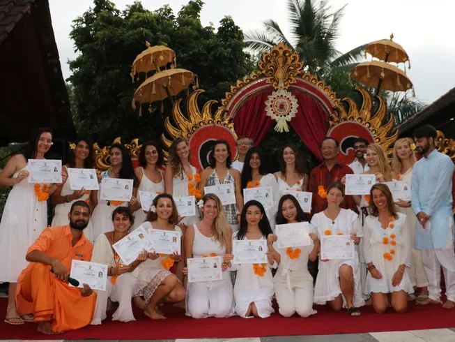 24 Day 200-Hour Ashtanga Vinyasa Flow Hatha YTTC with Yin and Massage Learning session in Ubud Bali by Rishikesh Vinyasa Yoga School13.webp
