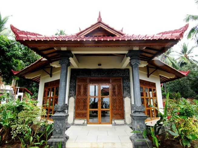 26 Days 300-Hour Advanced Yoga Teacher Training Course in Buleleng Bali by Sacred Paths Yoga12.webp