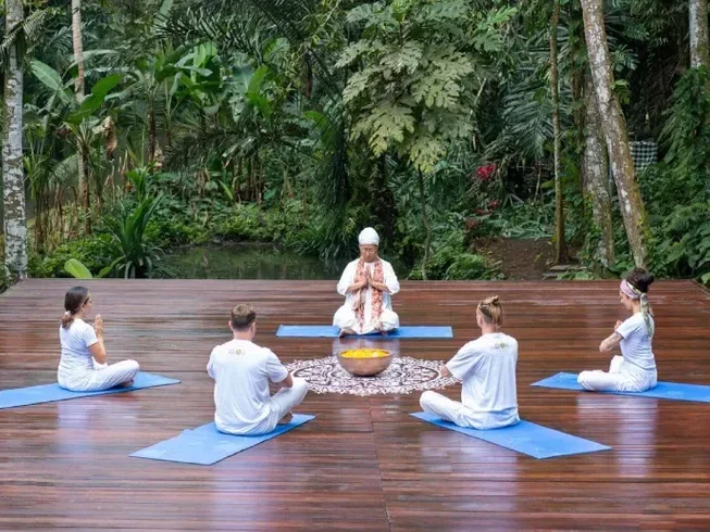 24 Day 300-Hour Hatha Ashtanga Vinyasa Yoga Teacher Training in Bali by World Peace Yoga School8.webp