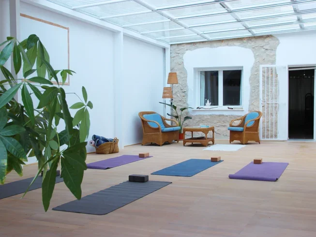 8 day personalized ayurveda detox and yoga holiday in alicante, spain141707717254.webp