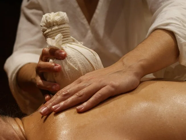 14 Day Ayurvedic Abhyangam Massage Complete Course Program In Alicante, Spain21.webp