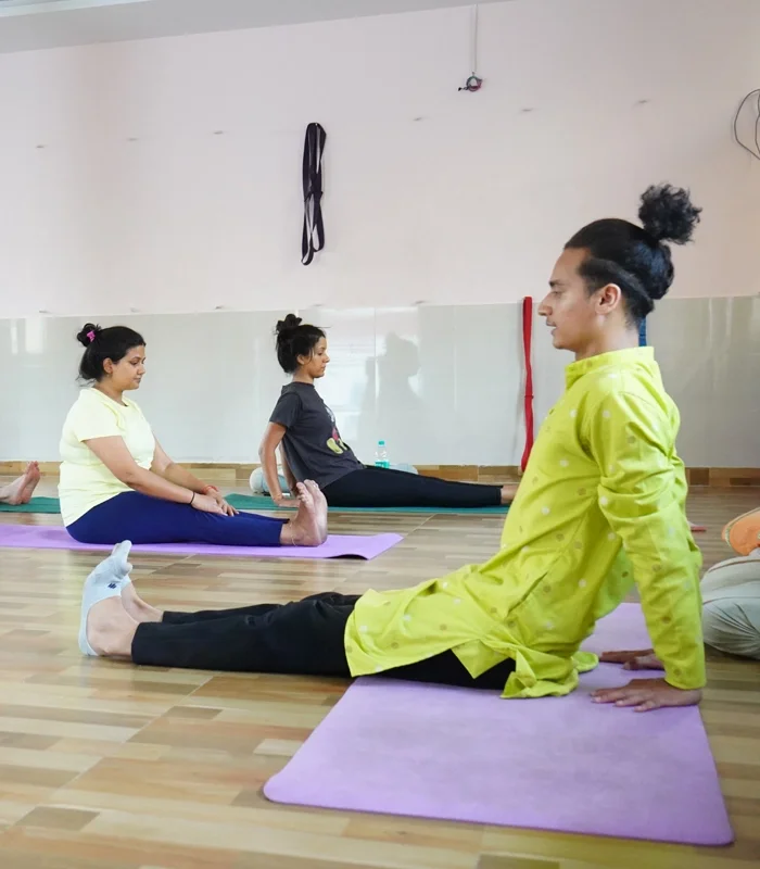 300-hours-yoga-teacher-training-course1712655786.webp