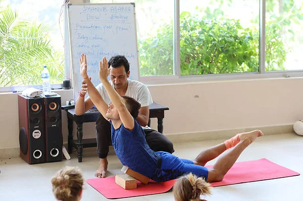21 day 200 hour hatha-vinyasa-yoga teacher training with atharvyogshala in ericeira, portugal221714310199.webp