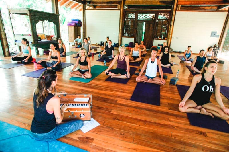 Booking website for holiday retreats and professional trainings in Yoga ...